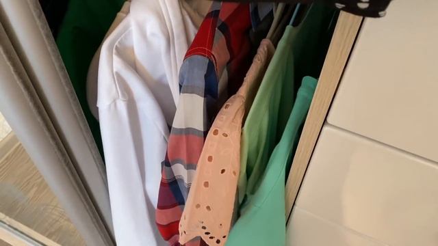 ЛЕТНЯЯ УБОРКА и Расхламление Комнаты // Мотивация на Уборку смотреть онлайн