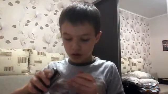 Делаем из бумаги чехол для фишек смотреть онлайн