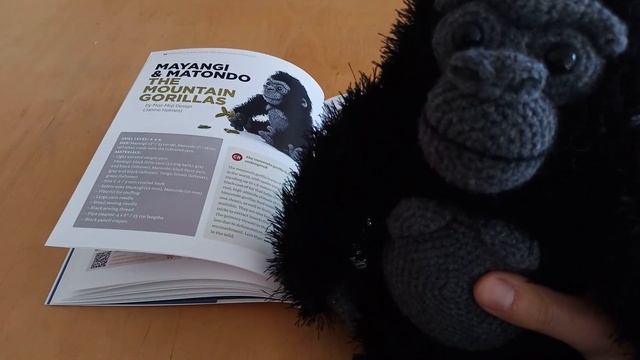 Zoomigurumi Endangered Animals - book flipthrough смотреть онлайн