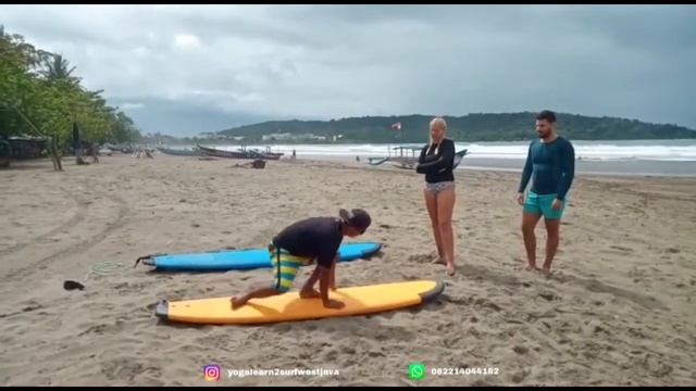 #surfing #coaching #travelvlog #foodsafari #bali #indonesia #beachlife #pangandaran #lombok смотреть онлайн