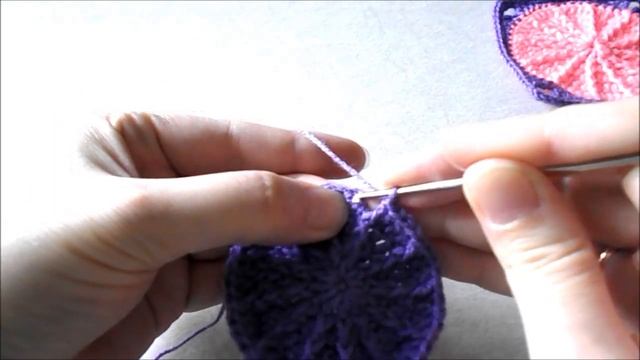 56. Квадратный мотив рельефными столбиками смотреть онлайн