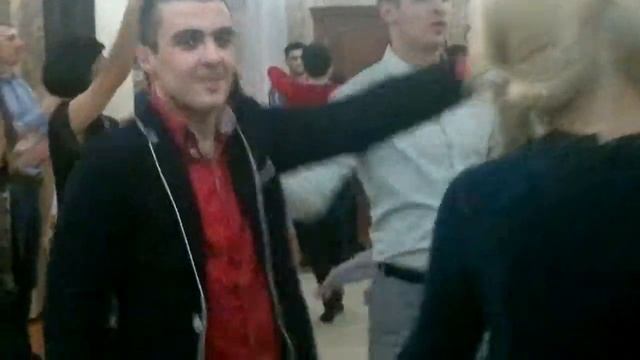 Танцы в ресторане 2014) смотреть онлайн