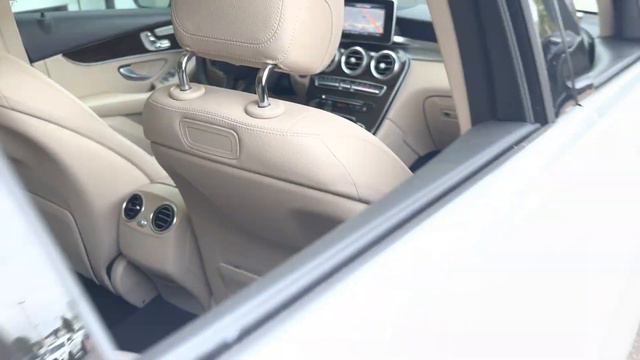 2019 Mercedes-Benz GLC 300 SUV White смотреть онлайн