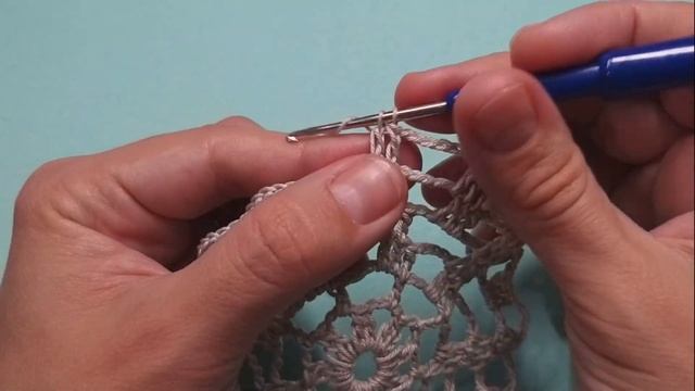 Маленькая салфетка крючком. Вязание крючком для начинающих. смотреть онлайн