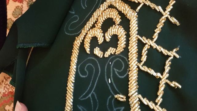 Teaching embroidery with beads on a blouse dress смотреть онлайн