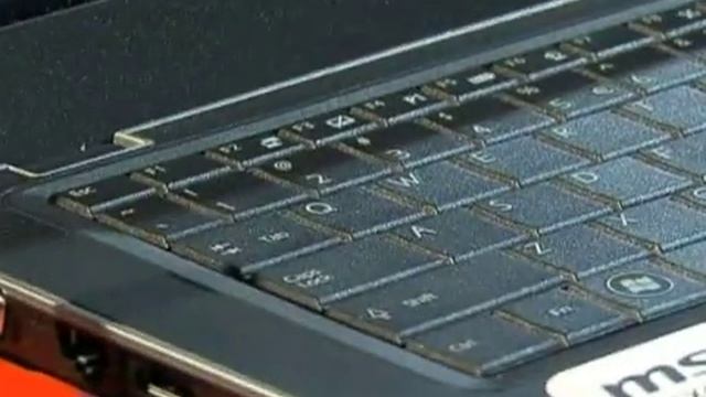 NP Extra - (1.daļa) Divu Plānu, Vieglu Klēpjdatoru Duelis