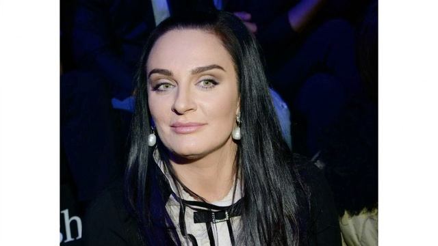 СТРАШНЫЙ ДИАГНОЗ! - Сдавшая Ваенга срочно улетела за границу смотреть онлайн