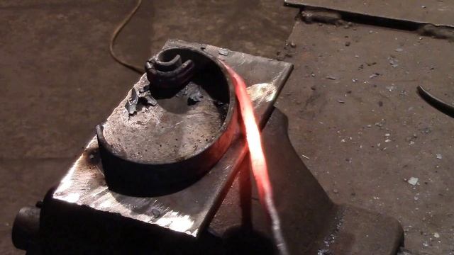 САМОДЕЛЬНЫЕ УЗОРЫ ДЛЯ ЛЕСТНИЦ И ОГРАЖДЕНИЙ - ИЗГОТОВЛЕНИЕ смотреть онлайн