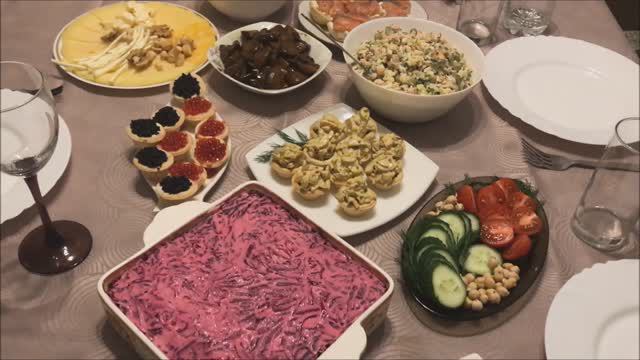 Меню на день рождения: салаты и закуски (без видео приготовления) смотреть онлайн