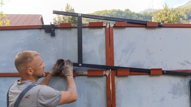 Двойной затвор на ворота с секретом (возможность открыть с внешней стороны) смотреть онлайн