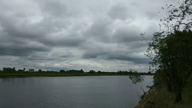#На берегу реки Припять#1. смотреть онлайн