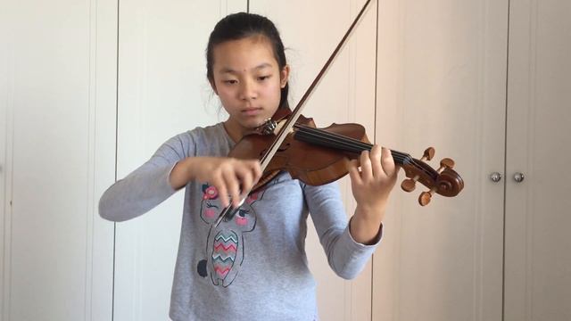 SIS | 'Despacito' Violin Cover By Amanda 08C2
