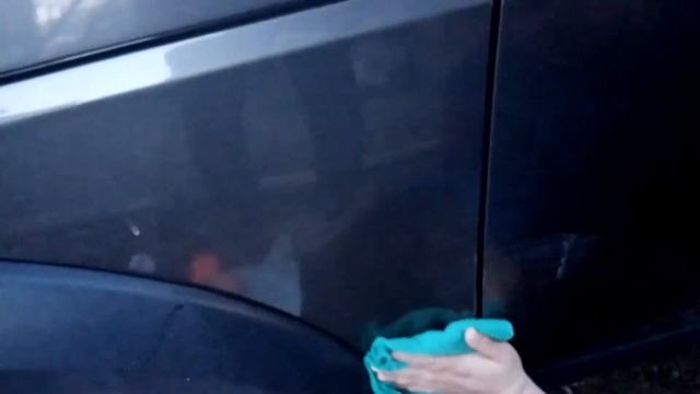 Просто тэст))) как убрать чужую краску со своего авто... смотреть онлайн