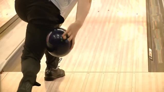2013 Bowling World Championships - Men's high definition video focusing on the various release смотреть онлайн