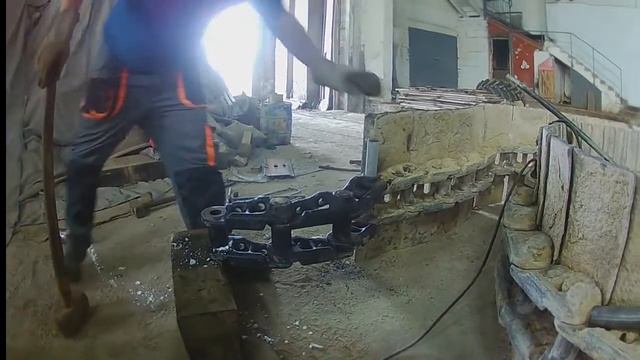 Наращивание звеньев гусеницы Caterpillar. смотреть онлайн