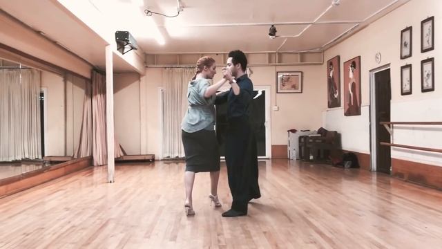 Tango 304: boleo back front combo смотреть онлайн