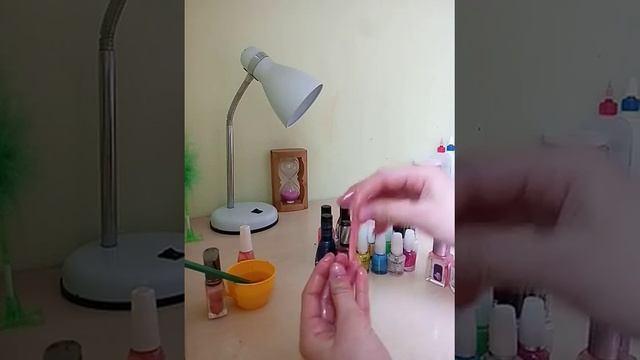 Лизун из лака для ногтей, получился. смотреть онлайн