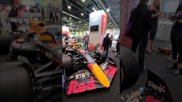 Oracle F1 Car @DTX #London #Excel смотреть онлайн