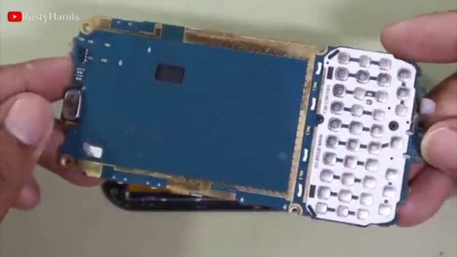чиним старый телефон смотреть онлайн