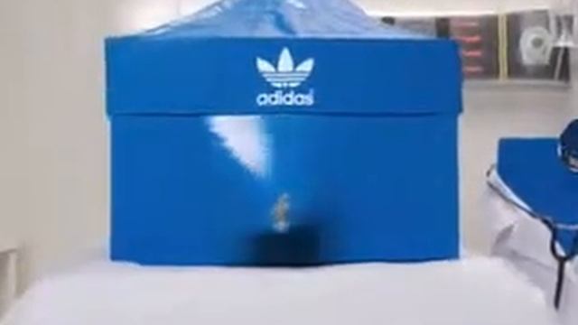А вы знаете откуда берутся Adidas Originals ..? смотреть онлайн