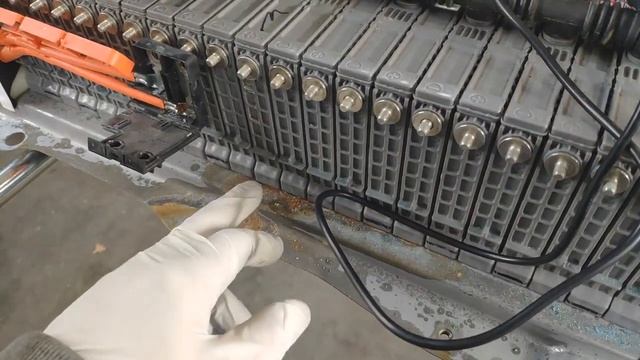 Тойота Приус ремонт гибридной батареи код P0A80 Toyota Prius hybrid battery repair смотреть онлайн