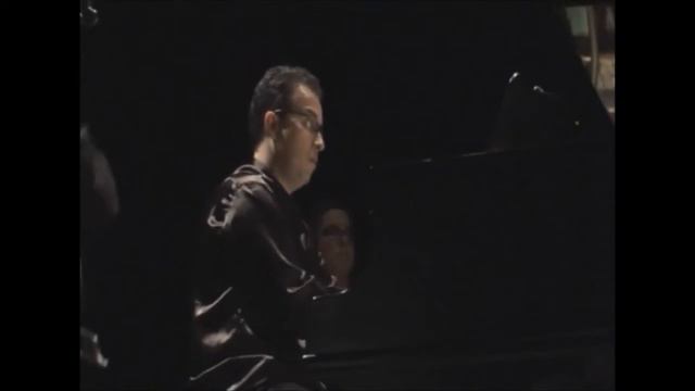 CATALIN ROTARU plays TARANTELLA by BOTTESINI смотреть онлайн