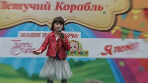 Кристина Смирнова 7 лет - Круглая песня