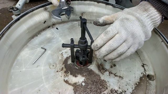 Съёмник (выжимка) подшипников стиральных машин смотреть онлайн