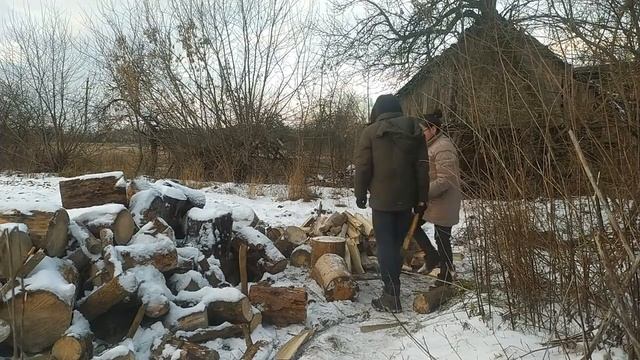 ВЛОГ: ВЫХОДНЫЕ /КОЛИМ ДРОВА смотреть онлайн
