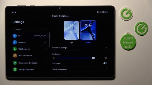 How to Set Dark Theme on HONOR Pad X8 смотреть онлайн