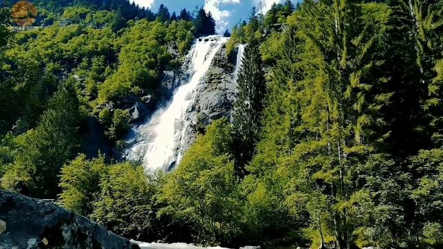 ASMR Sound. Звуки водопада в лесу. The Sound of the waterfall. АСМР звуки природы. Природа. смотреть онлайн