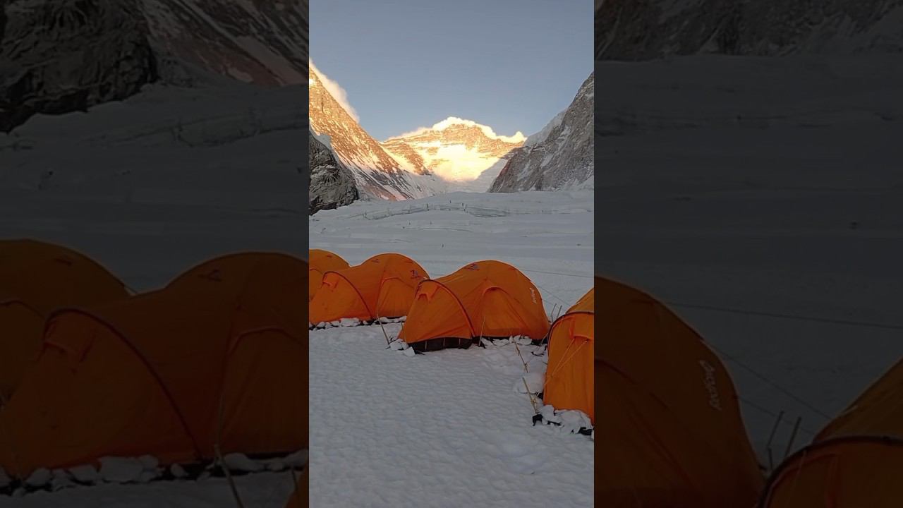 Эверест. Команда Виктора Володина поднялась в Лагерь 2 на склонах Эвереста. Ледопад Кхумбу пройден смотреть онлайн