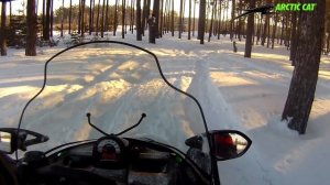 Гоняем на снегоходе Arctic cat Bearcat z1
