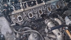 BMW X5 E70 М57 проверка топливных форсунок, ремонт форсунки, замена прокладки клапоннной крышки.