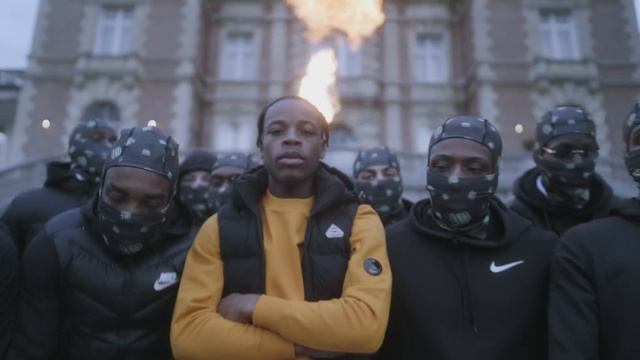 BEENDO Z - C’EST COMME LE SOLEIL смотреть онлайн