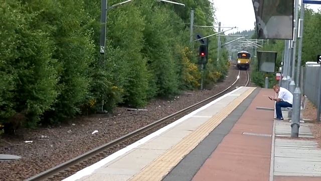 Chatelherault Railway Station, South Lanarkshire смотреть онлайн