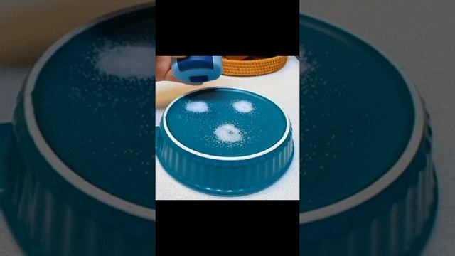 Солонка с дозатором https://2my.site/J91iWcm смотреть онлайн