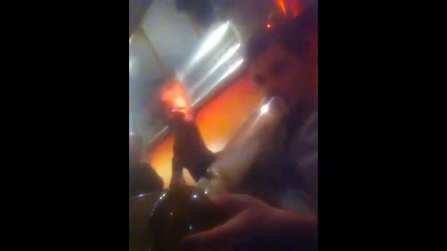 Giant bong in amsterdam смотреть онлайн