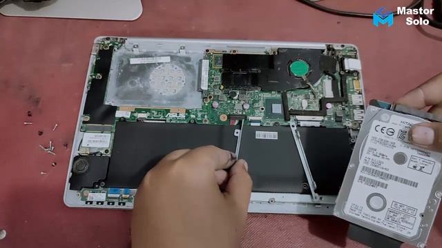 Proses Ganti SSD Netbook ASUS X200