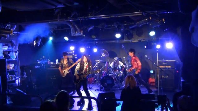 Rock and A Hard Place / REFRAIN смотреть онлайн