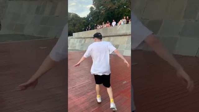 Москва, Парк Горького🥰 смотреть онлайн