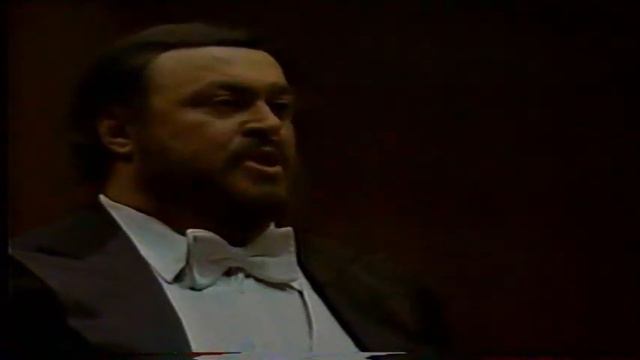 ' Libiamo ' from LA TRAVIATA by Verdi Luciano Pavarotti смотреть онлайн