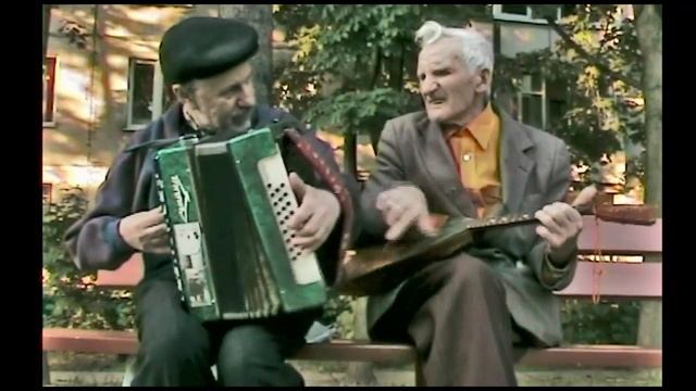 В Москве еще так играют. Russian music. смотреть онлайн