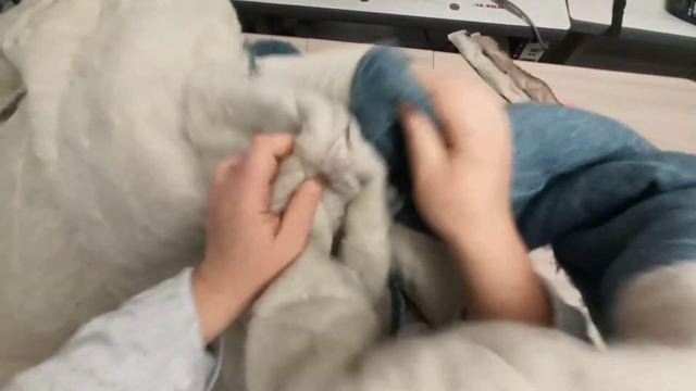 #8 Шуба. Втачивание рукавов, закрепление подклада. Шуба для мамы. смотреть онлайн