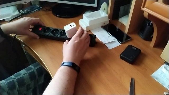 Быстрая зарядка 4 версии от Baseus смотреть онлайн