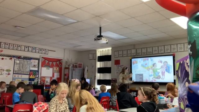 Describing characters based on text and illustrations. смотреть онлайн