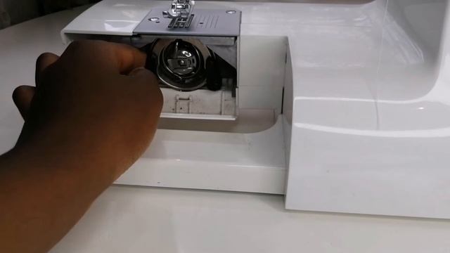 how to thread a sewing machine and bobbin (singer 2282) смотреть онлайн