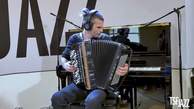 Vincent Peirani - Izao (Live TSF Jazz 2022) смотреть онлайн