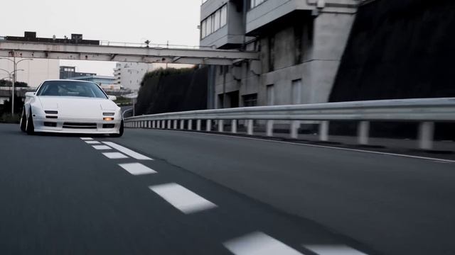 Masa's RX7 FC3S at Daikoku PA | 4K смотреть онлайн