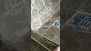 Как силиконить душевую кабинку.